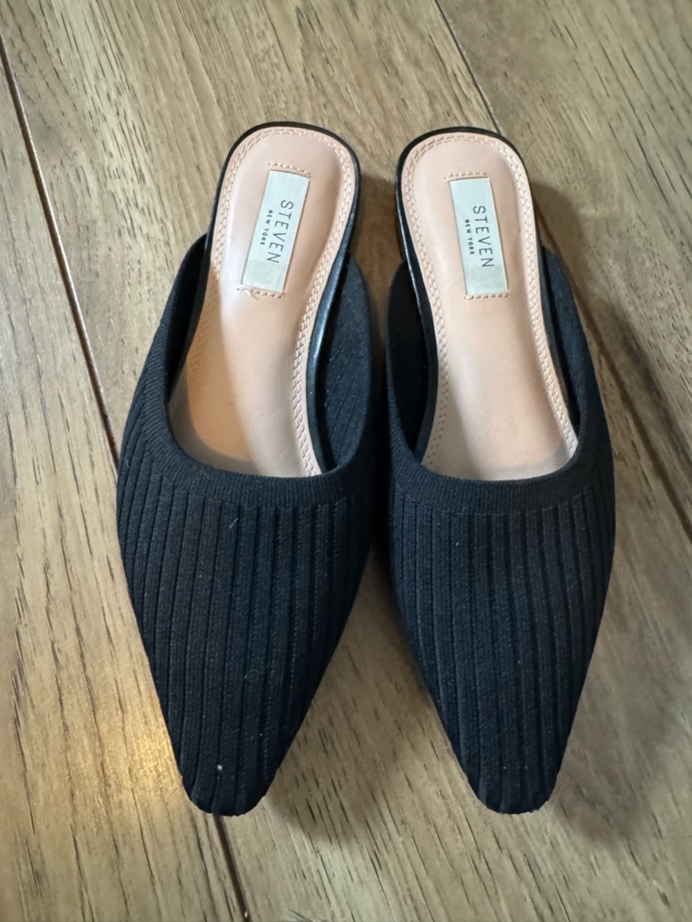 STEVEN by Steve Madden Black Ribbed Pointed Slip-On Mules